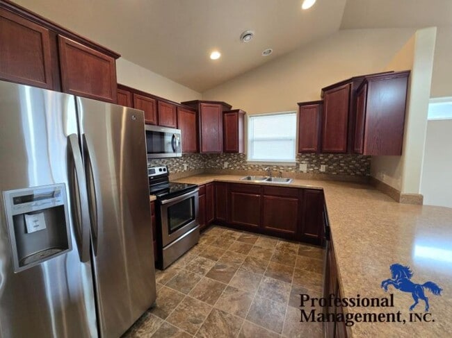 Building Photo - 3 bedroom in Billings MT 59105