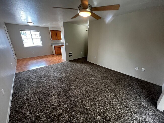 Building Photo - 210-220 N 2nd St