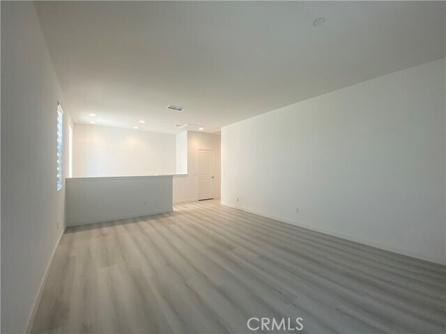 Building Photo - 2932 E Silver Sky Dr