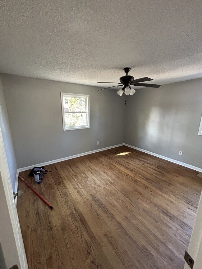 Master bedroom - 1406 Hayden St