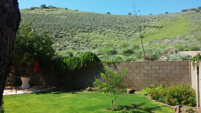 Building Photo - 5839 W Electra Ln