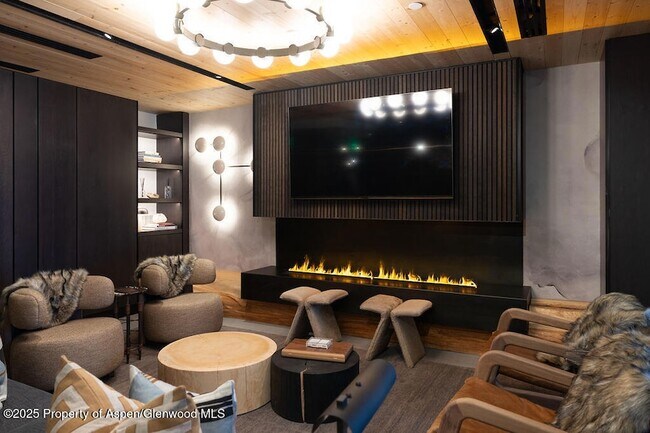 Building Photo - 180 Wood Rd