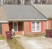 Building Photo - 720 Wickford Dr