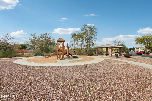 Building Photo - 10220 E Isleta Ave