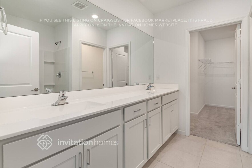 Building Photo - 1726 Diablo Cir SW