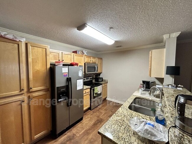 Building Photo - 1601 Harts Ridge Dr