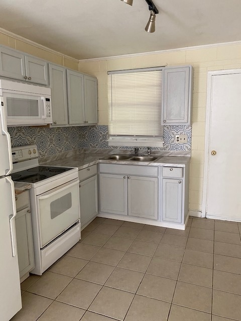 Building Photo - 202 Scientific St