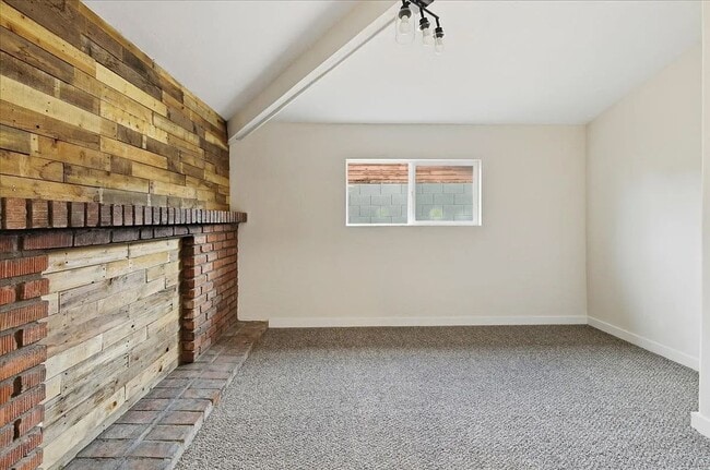 Building Photo - 4119 N 10th Pl