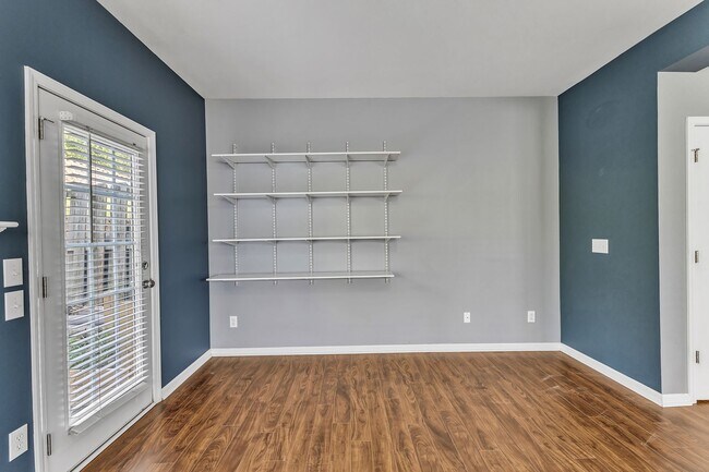 Building Photo - Adorable 3b 3b Townhome In Wake Forest!