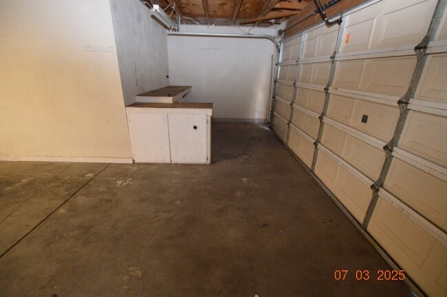 Building Photo - 6486 Bullion Blvd