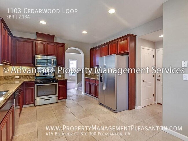 Building Photo - 1103 Cedarwood Loop