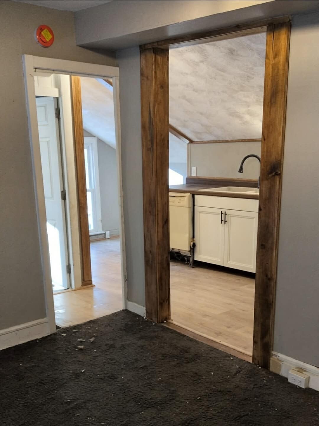 Building Photo - 327 S Adams St