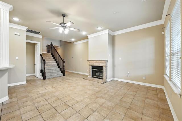 Building Photo - 1008 Colonial Dr