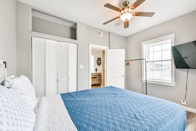 Building Photo - 2727 Avenue K