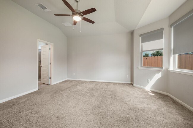 Building Photo - Where Style Meets Function in a Prime Setting