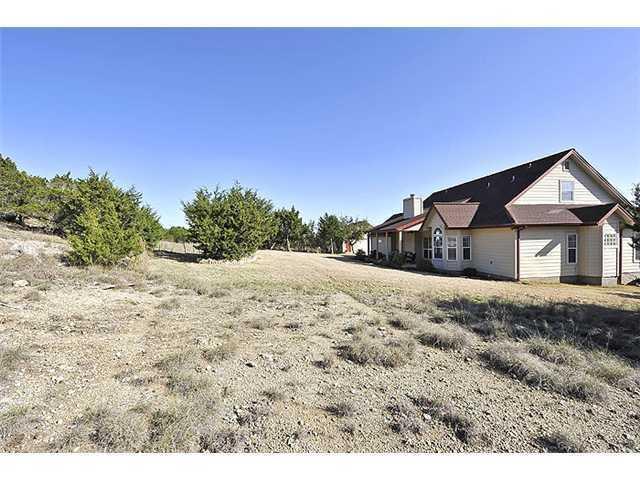 Building Photo - 644 Newport Dr