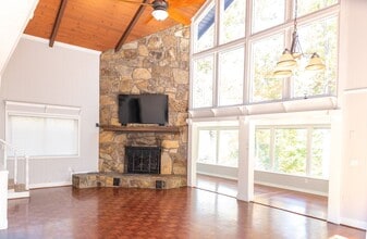 Building Photo - PEACEFUL LIVING........