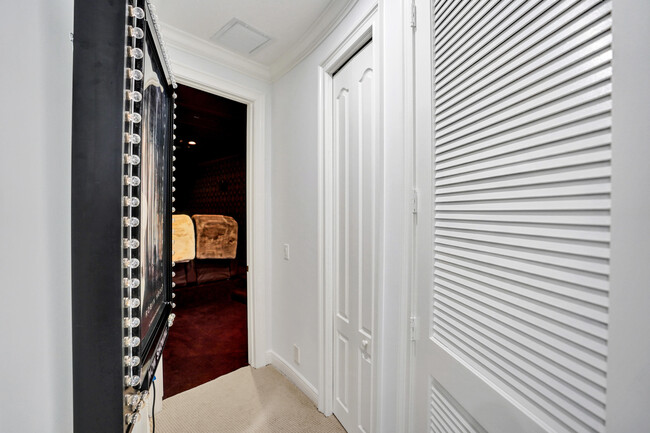 Building Photo - 9210 Equus Cir