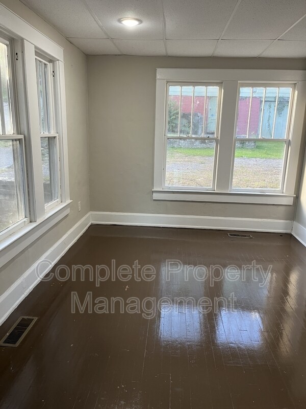 Building Photo - 2915 Avenue X