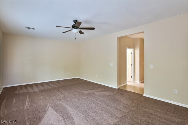 Building Photo - 2264 Laurel Heights Ln
