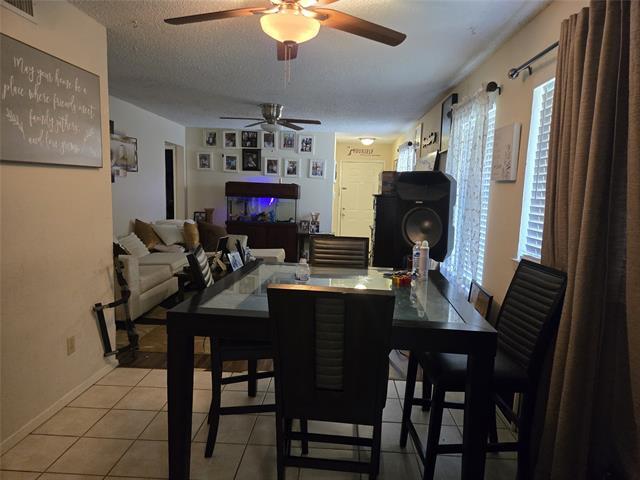 Building Photo - 2405 Springmont Ct