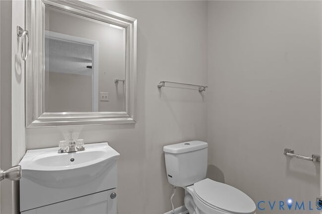 Building Photo - 2613 Chancer Dr