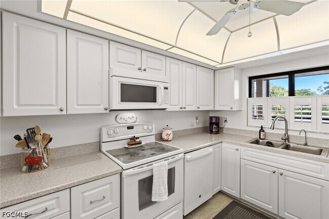 Building Photo - 4210 Steamboat Bend