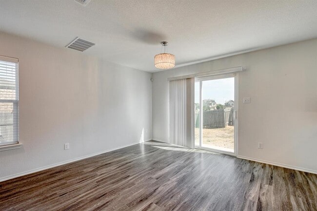 Building Photo - 13603 Abraham Lincoln St