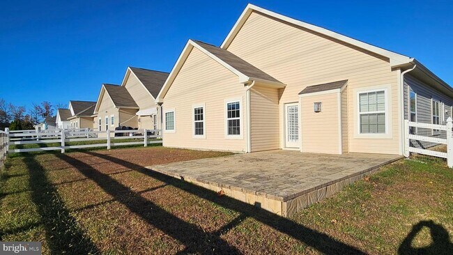 Building Photo - 11257 Yellowstone Ct