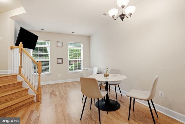 Building Photo - 13624 Dover Cliffs Pl