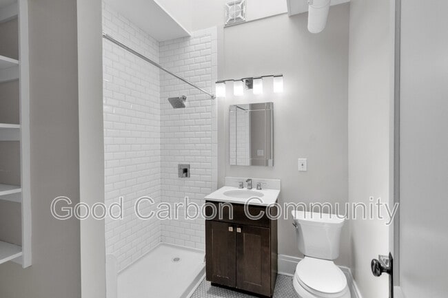 Building Photo - 1378 Hertel Ave