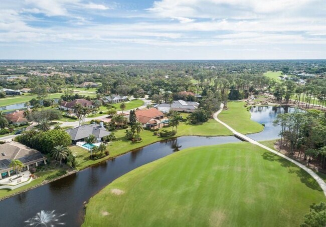 Building Photo - STUNNING REMODELED 4-BEDROOM, 3.5-BATH FUR...