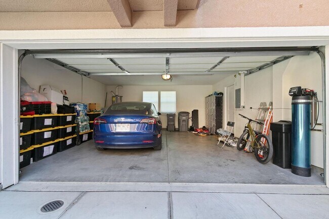Building Photo - 3655 Branding Iron Pl