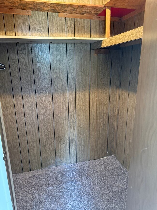 Building Photo - 14 Peach Orchard Rd