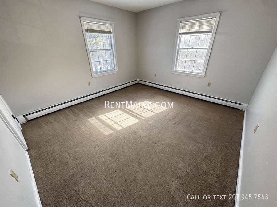 Building Photo - 15 Kennebec Rd