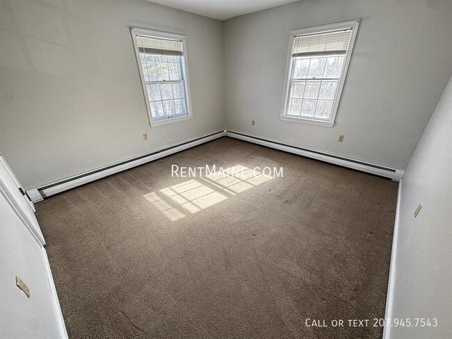 Building Photo - 15 Kennebec Rd