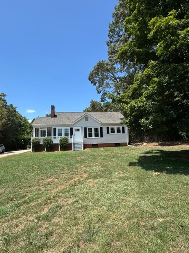 Building Photo - 481 S Suber Rd