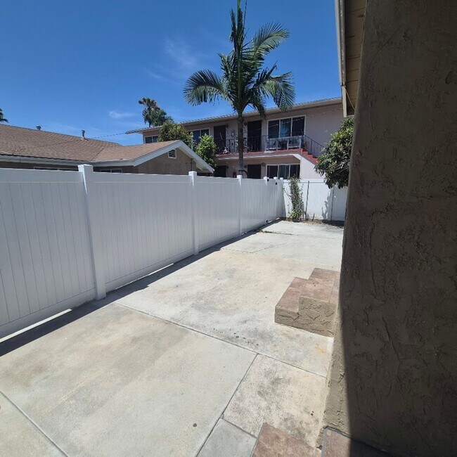 Building Photo - 4013-4015 36th Street