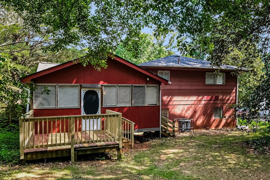 Building Photo - 8392 San Jose Trail
