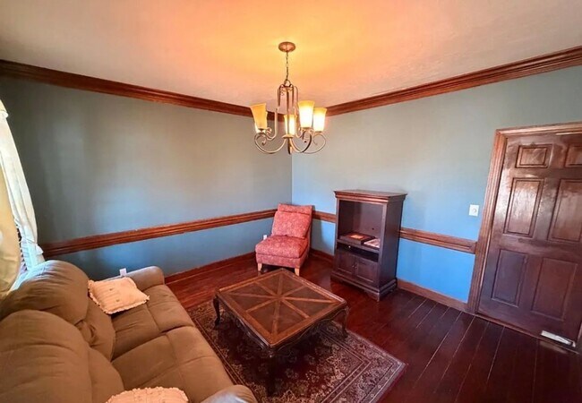 Building Photo - Spacious 4BR Home in Sought-After Springlakes – Balcony, Patio & Amenities!