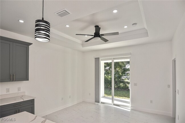 Building Photo - 3034 Price Ave