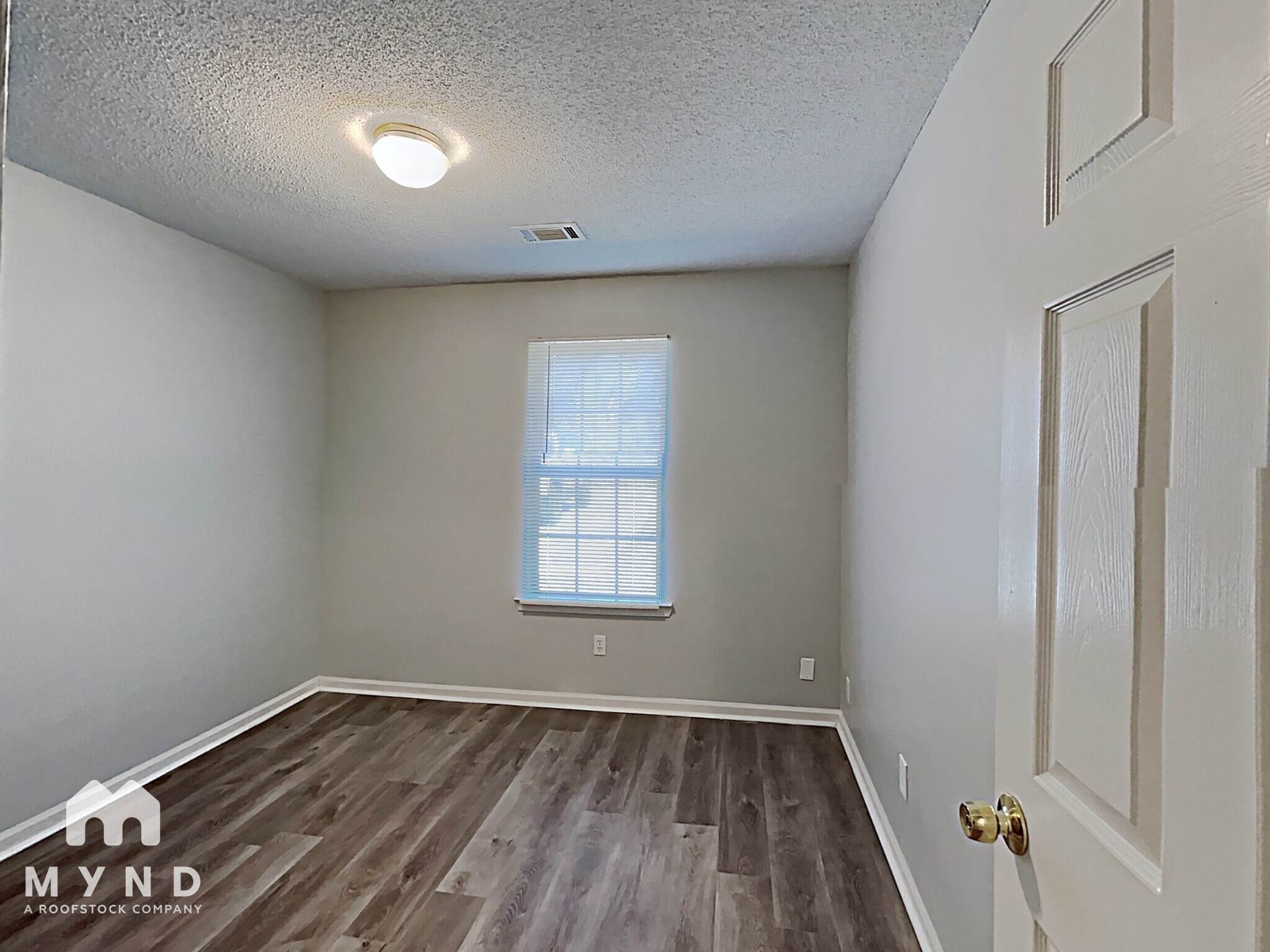 Building Photo - 1182 Pinedale Cir NW