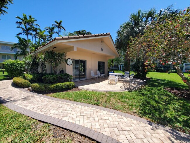 Building Photo - 1481 S Ocean Blvd