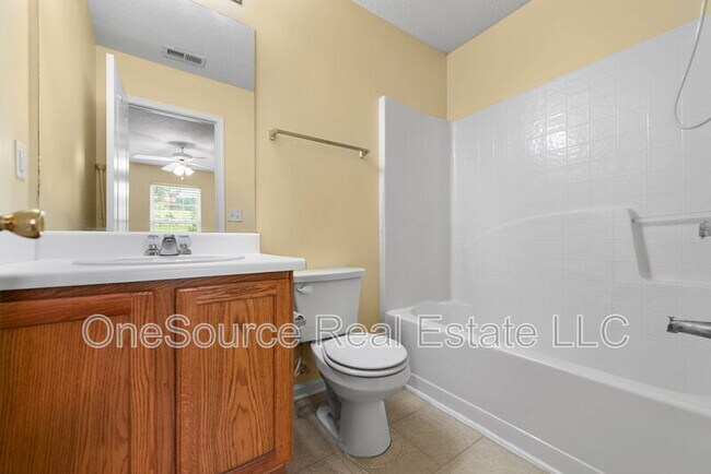 Building Photo - 77 Darby's Crossing Point