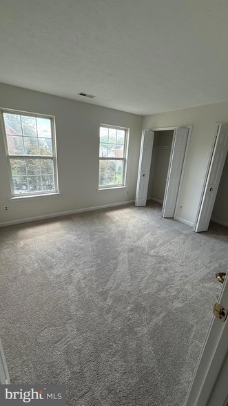 Building Photo - 810 High Plain Dr