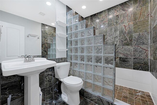 Building Photo - 2333 Bering Dr