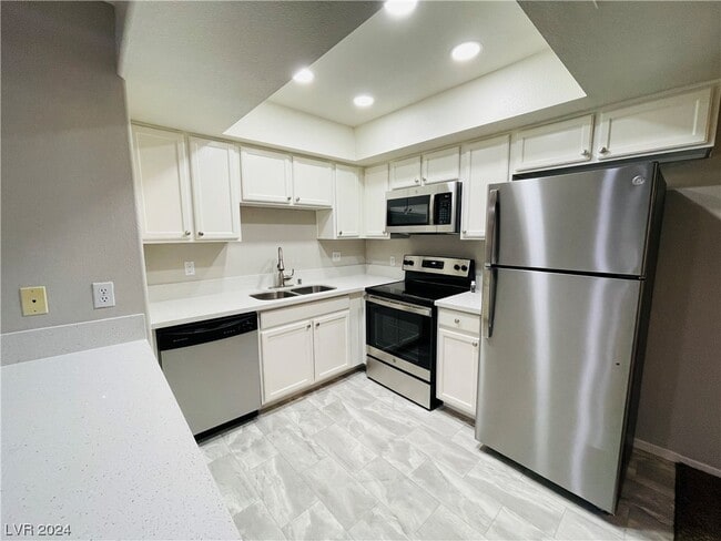 Building Photo - 8410 Eldora Ave