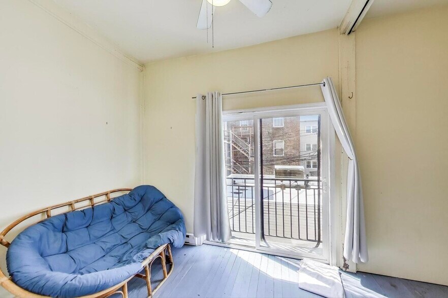 Building Photo - 6424 N Newgard Ave