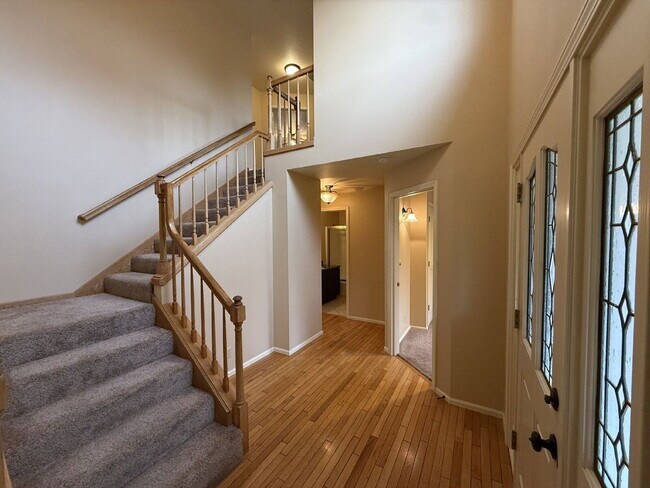 Building Photo - 2225 Marie Ln