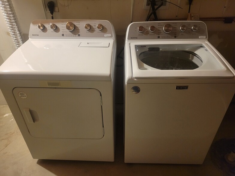 Laundry Room with full size washer/dryer - 8 Angela Ct